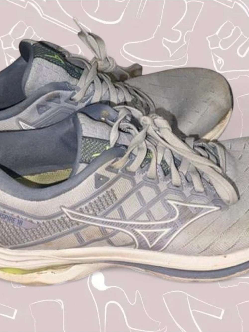 Mizuno Women's Light Gray and Lime Athletic Running Shoes